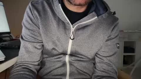 wet_adidasboy online show from November 14, 6:59 am