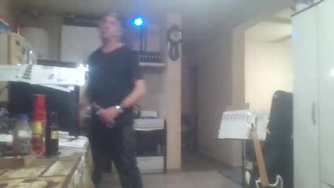 wg_colbert_noir online show from October 18, 11:53 pm