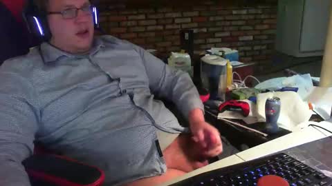 whateverdude555 online show from November 3, 10:55 pm