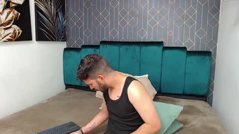 Dylan white online show from February 10, 5:52 pm