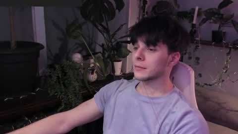 Gus online show from December 22, 8:58 pm