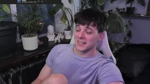 Gus online show from February 25, 7:25 pm