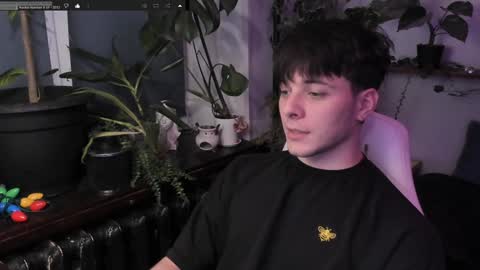 Gus online show from January 19, 7:15 pm