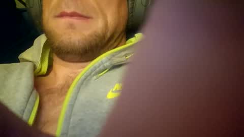 wildmike93 online show from May 7, 2:33 am