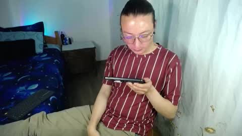 willmonkey online show from February 12, 4:40 am