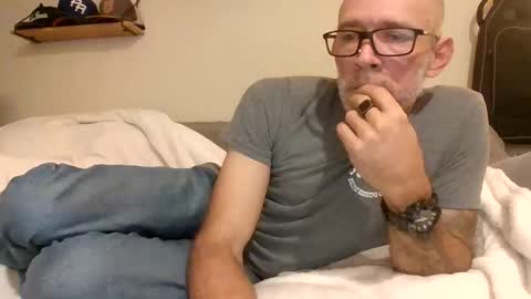 wingnutt765733 online show from February 6, 3:03 am