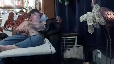 wldlife online show from October 7, 1:10 am