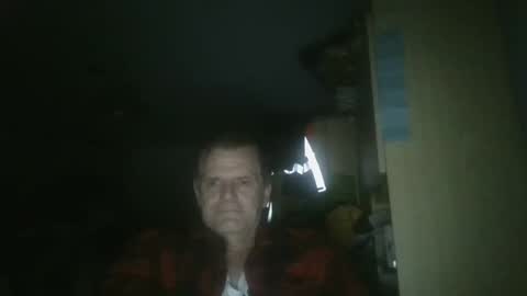 wohnung_at online show from January 25, 6:35 pm