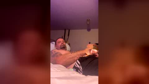 wombraider863 online show from March 3, 2:13 pm