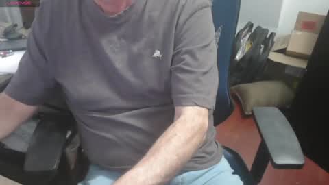 woodworker6473 online show from December 15, 8:58 pm