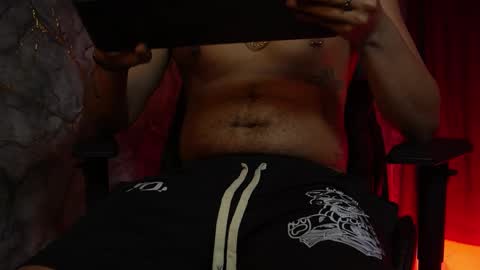 Woondeer online show from February 9, 11:31 pm