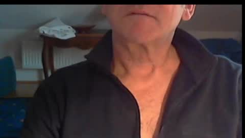 Wuki online show from February 12, 2:32 pm