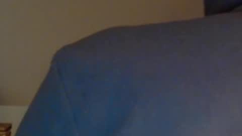 Wuki online show from December 28, 3:48 pm