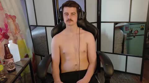 Wyatt online show from February 24, 7:58 pm