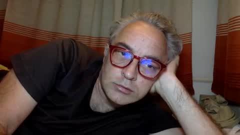 x0c online show from April 12, 7:37 pm