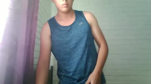 x_andrescam online show from March 4, 9:32 pm