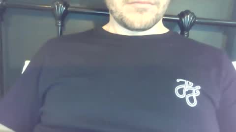 x_yes online show from April 15, 12:05 pm