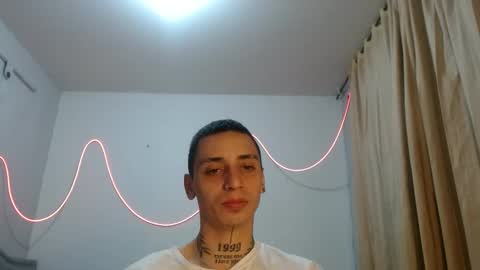 Snapshot of xalejo_max chatting on September 28, 12:52 am xalejo_max online show from September 28, 12:52 am