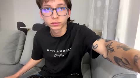 Snapshot of xamyu chatting on February 24, 1:24 am Xam online show from February 24, 1:24 am