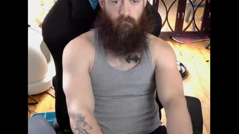 xiisil online show from May 27, 3:31 pm