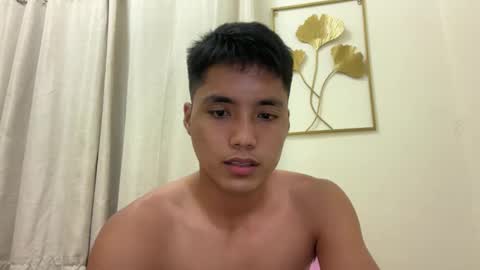 SECRET online show from February 10, 1:38 pm