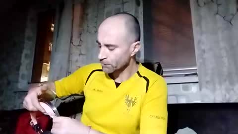 xploid1982 online show from March 9, 10:59 pm