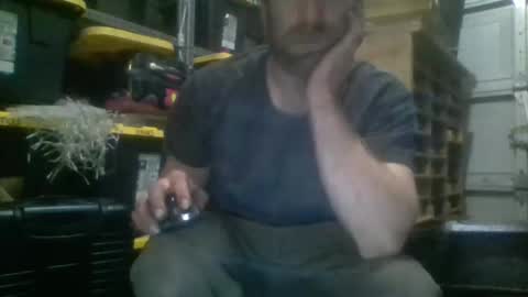 Xploringus online show from November 10, 11:37 am