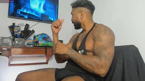 Stipp3r online show from November 11, 2:00 pm