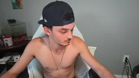 XxDreamBoyxX online show from May 29, 12:09 am