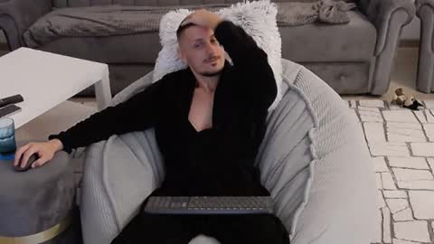 xxx_alejandro online show from October 2, 8:13 pm