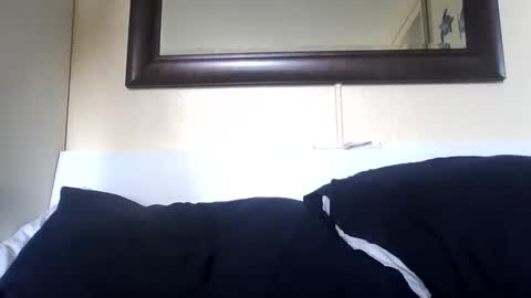 deeeeznutz online show from March 6, 8:05 pm