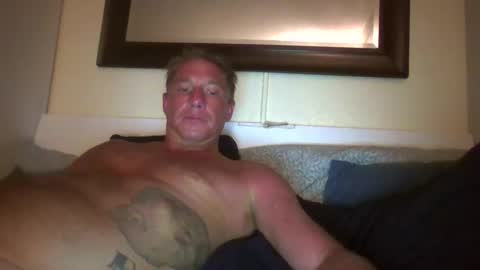 deeeeznutz online show from September 17, 7:31 am