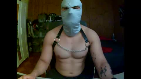 xxxsomethings online show from March 28, 6:52 pm