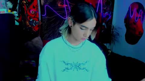 xzerox_ online show from October 3, 9:47 am