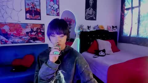 xzerox_ online show from February 27, 5:56 pm