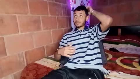 Yajz online show from December 3, 3:56 am