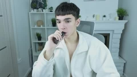 yamitwink online show from November 7, 8:34 pm