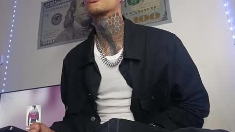 Yan online show from April 2, 2:42 am