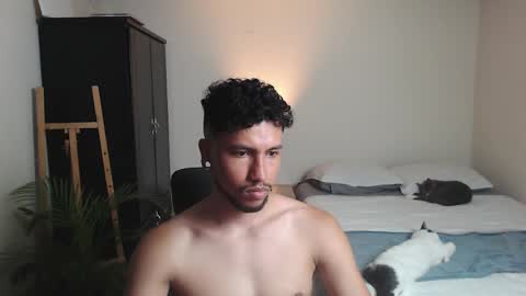 yeff online show from April 8, 12:00 am