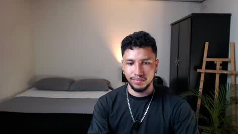 yeff online show from June 11, 1:27 am