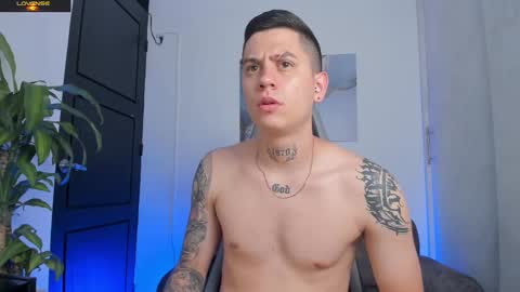 Snapshot of yeiko_romero_ chatting on September 29, 10:03 am YEIKO ROMERO online show from September 29, 10:03 am