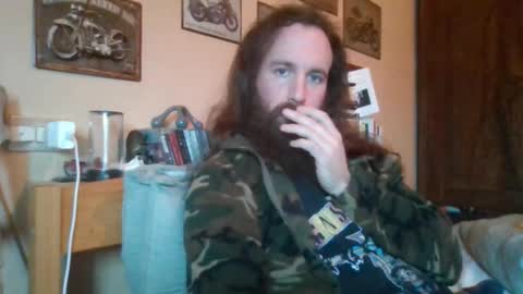 yeti_92 online show from February 2, 9:30 am