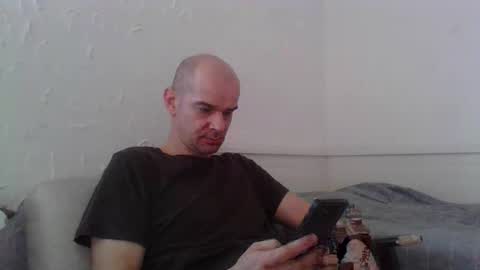 yewloo online show from March 9, 7:57 am