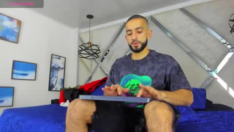 Yiyo online show from February 26, 3:10 am