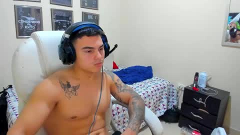 yker online show from December 17, 7:59 pm