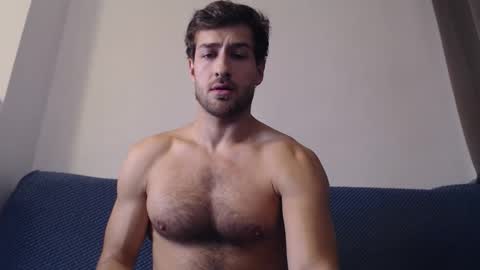 Yoooups online show from November 25, 3:36 pm