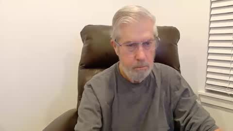 Snapshot of yougogirl_3 chatting on October 5, 11:36 am Colorado Guy Straight online show from October 5, 11:36 am