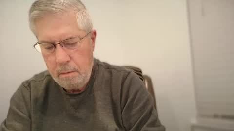 Snapshot of yougogirl_3 chatting on February 7, 9:37 am Colorado Guy Straight online show from February 7, 9:37 am