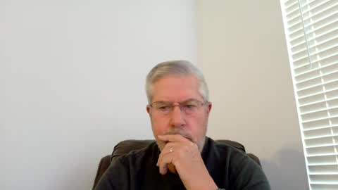 Snapshot of yougogirl_3 chatting on February 11, 2:57 pm Colorado Guy Straight online show from February 11, 2:57 pm