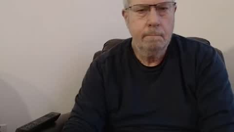Snapshot of yougogirl_3 chatting on January 23, 2:28 pm Colorado Guy Straight online show from January 23, 2:28 pm